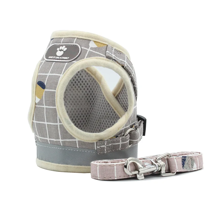 Lattice pet chest dog harness vest style lightening harness dog pet supplies wholesale reflective leash dog vest harnesses
Lattice pet chest dog harness vest style lightening harness dog pet supplies wholesale reflective leash dog vest harnesses
