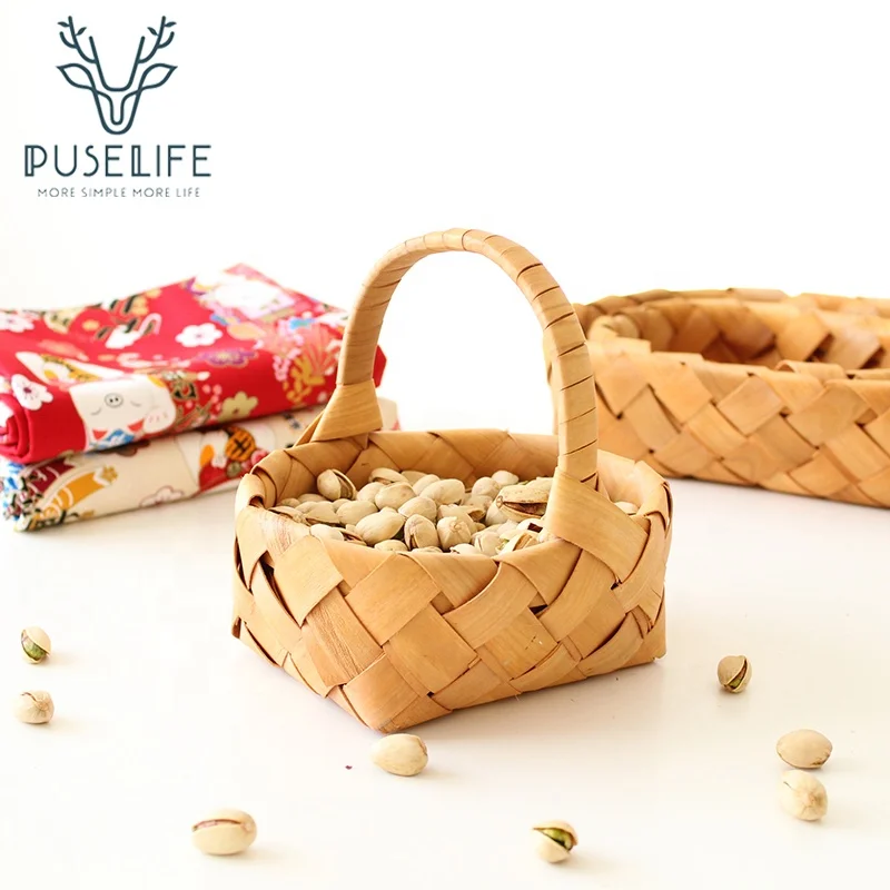 Factory hot selling mini fruit basket wood chip woven basket with handle, Natural
Factory hot selling mini fruit basket wood chip woven basket with handle, Natural