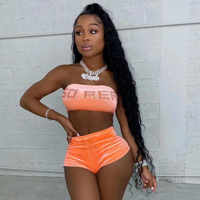 Weinxin Garment Suede Letters Hot Rhinestone Wrapped Chest Yoga Short Two Pieces Sets
Weinxin Garment Suede Letters Hot Rhinestone Wrapped Chest Yoga Short Two Pieces Sets