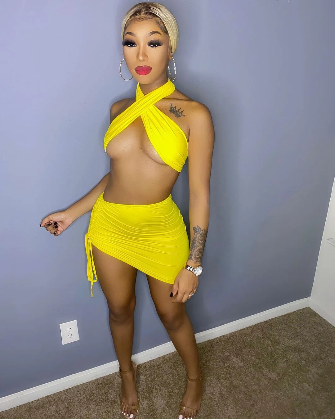 Sleeveless Halter Backless Crop Top Mini Drawstring Nightclub Dress High Waist Summer Two Piece Pleated Skirt For Womans, As show
Sleeveless Halter Backless Crop Top Mini Drawstring Nightclub Dress High Waist Summer Two Piece Pleated Skirt For Womans, As show