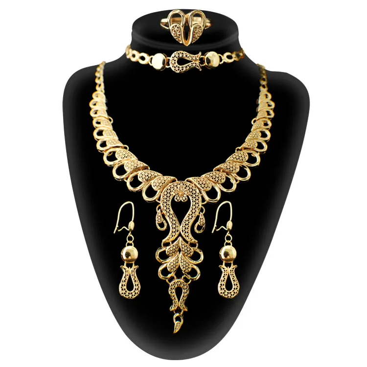 champagne gold plated necklace&bracelet&earrings &necklace Dubai/African/Ethiopian/indian women bridal wedding jewelry set
champagne gold plated necklace&bracelet&earrings &necklace Dubai/African/Ethiopian/indian women bridal wedding jewelry set