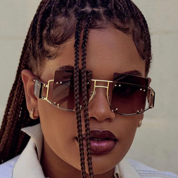 New hot Fashion rimless personality ladies hip hop Sunglasses UV400 sunglasses polarized sun glasses sunglasses 2021, Picture shows
New hot Fashion rimless personality ladies hip hop Sunglasses UV400 sunglasses polarized sun glasses sunglasses 2021, Picture shows
