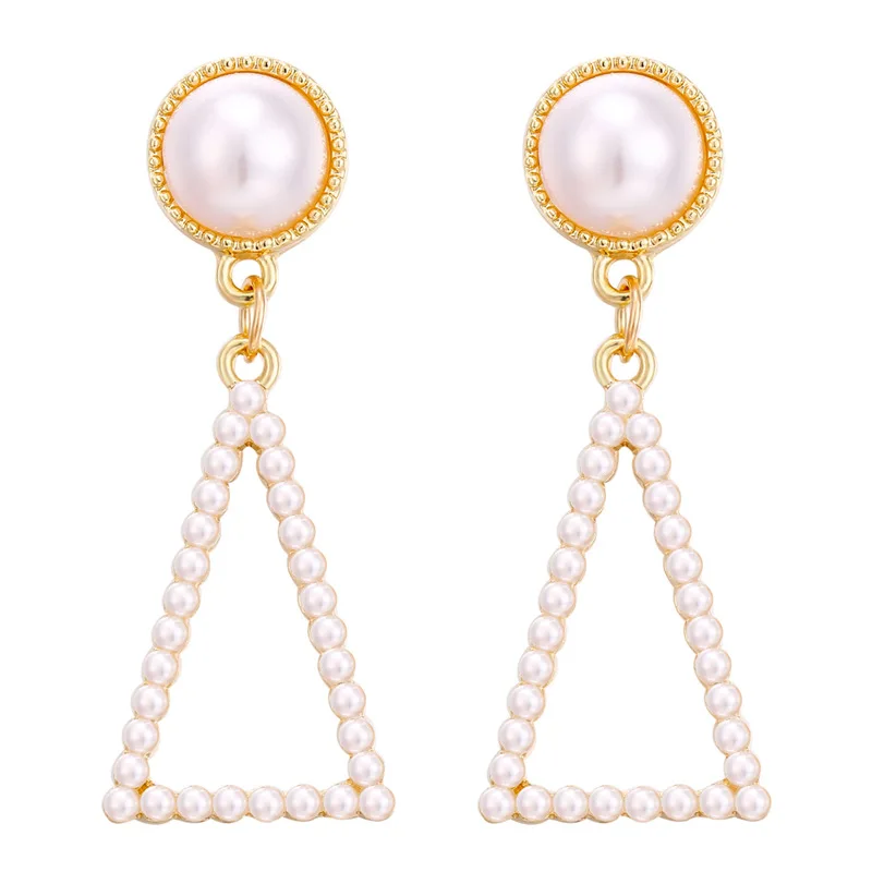 2019 European American pearl jewelry hollow triangle earrings studs Charm women luxury earring
2019 European American pearl jewelry hollow triangle earrings studs Charm women luxury earring