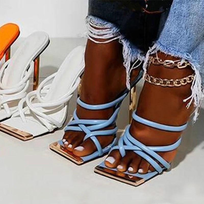 Trend new cross 2021 new thin band combination iron heel square head high heel women's sandals 35-42 sandals
Trend new cross 2021 new thin band combination iron heel square head high heel women's sandals 35-42 sandals