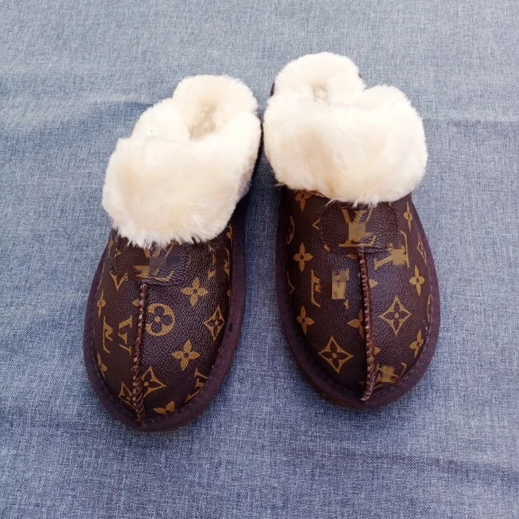 2021 Best selling fashion girls sheepskin warm slides for women fur sheepskin Designer uggh boots for women, As pictures show or customized
2021 Best selling fashion girls sheepskin warm slides for women fur sheepskin Designer uggh boots for women, As pictures show or customized