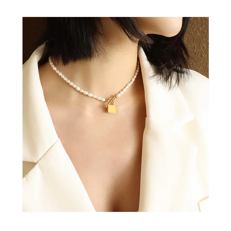 Trendy fashion Simplicity style women Pendant choker white fresh water pearl necklace, Gold
Trendy fashion Simplicity style women Pendant choker white fresh water pearl necklace, Gold