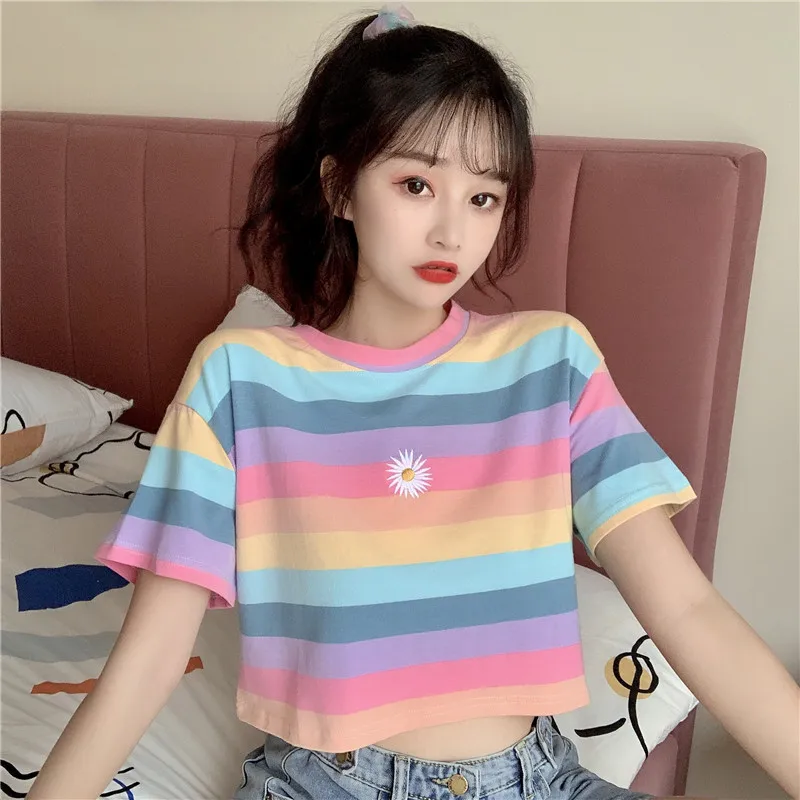 Sweet T-shirts Women Plain Tops Striped Daisy Woman Wholesale Clothing Casual Tee High Quality Loose Summer T-shirt Crop Top
Sweet T-shirts Women Plain Tops Striped Daisy Woman Wholesale Clothing Casual Tee High Quality Loose Summer T-shirt Crop Top