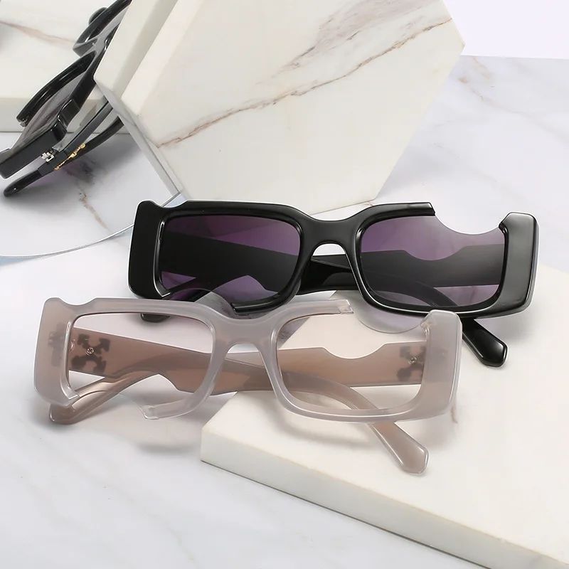 Lmamba New Trendy Vintage Small Frame Fashion Sunglasses Summer Women Sunglasses 2021
Lmamba New Trendy Vintage Small Frame Fashion Sunglasses Summer Women Sunglasses 2021