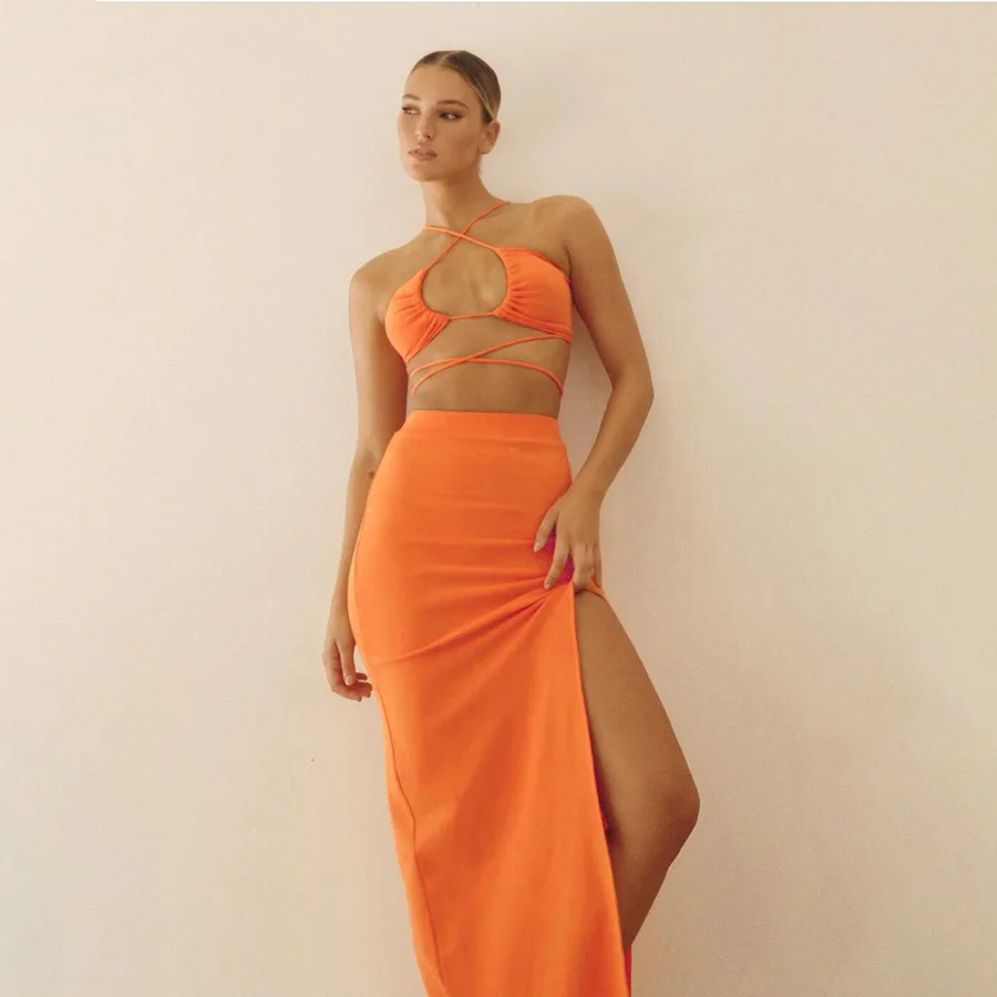 K21S02881 women solid color strapless hollow out crop top high waist elastic skinny long skirts 2 pieces set
K21S02881 women solid color strapless hollow out crop top high waist elastic skinny long skirts 2 pieces set