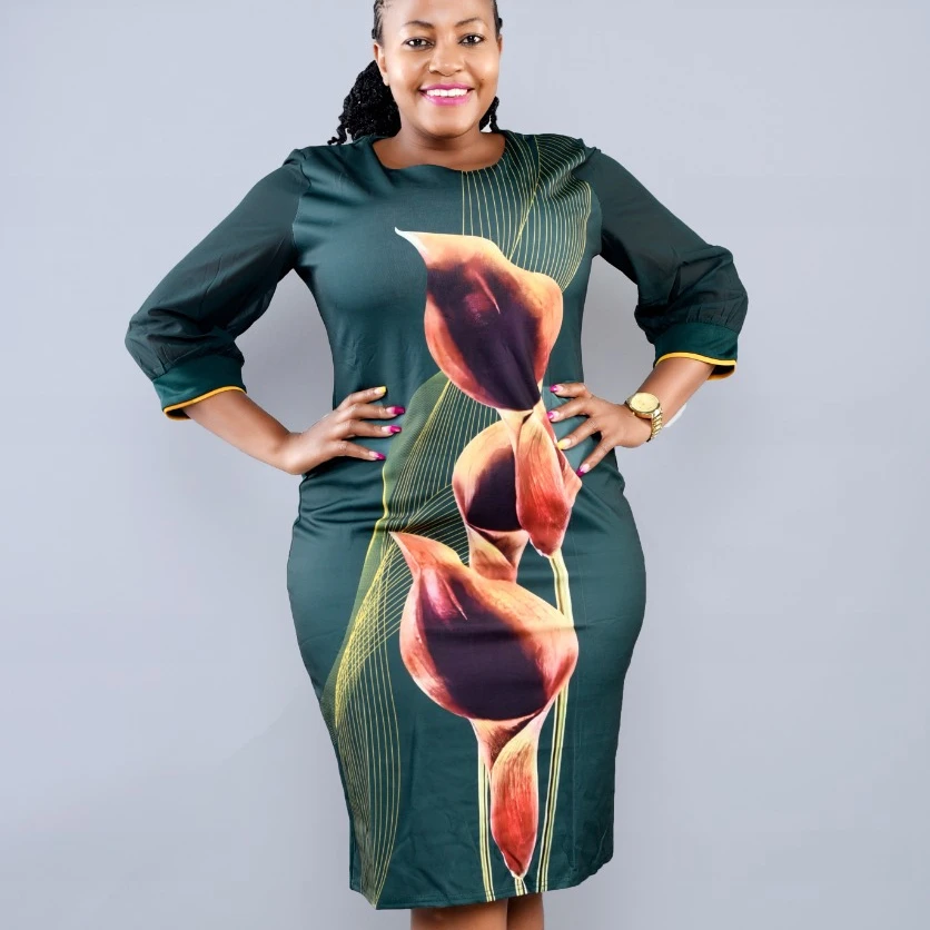 2021 African plus-size women's print dress with crew neck and three-quarter sleeves, As showed
2021 African plus-size women's print dress with crew neck and three-quarter sleeves, As showed
