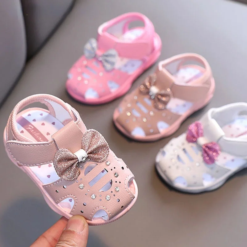 Baby Sandals Infant Girls Toddler Shoes Summer Can Make Sounds Cute Bow Princesses Shoes Children Soft First Walkers Kid Shoes
Baby Sandals Infant Girls Toddler Shoes Summer Can Make Sounds Cute Bow Princesses Shoes Children Soft First Walkers Kid Shoes