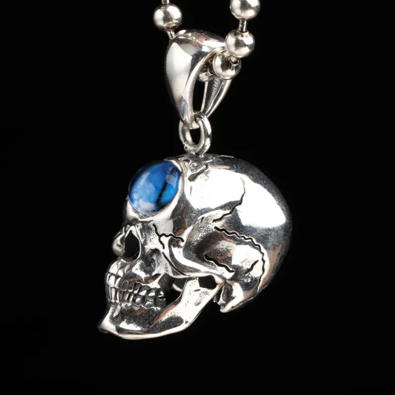 S925 Sterling Silver Skull Pendant for Men and Women Vintage Retro Punk Rock Hip Hop Simple Necklace Pendant Jewelry
S925 Sterling Silver Skull Pendant for Men and Women Vintage Retro Punk Rock Hip Hop Simple Necklace Pendant Jewelry