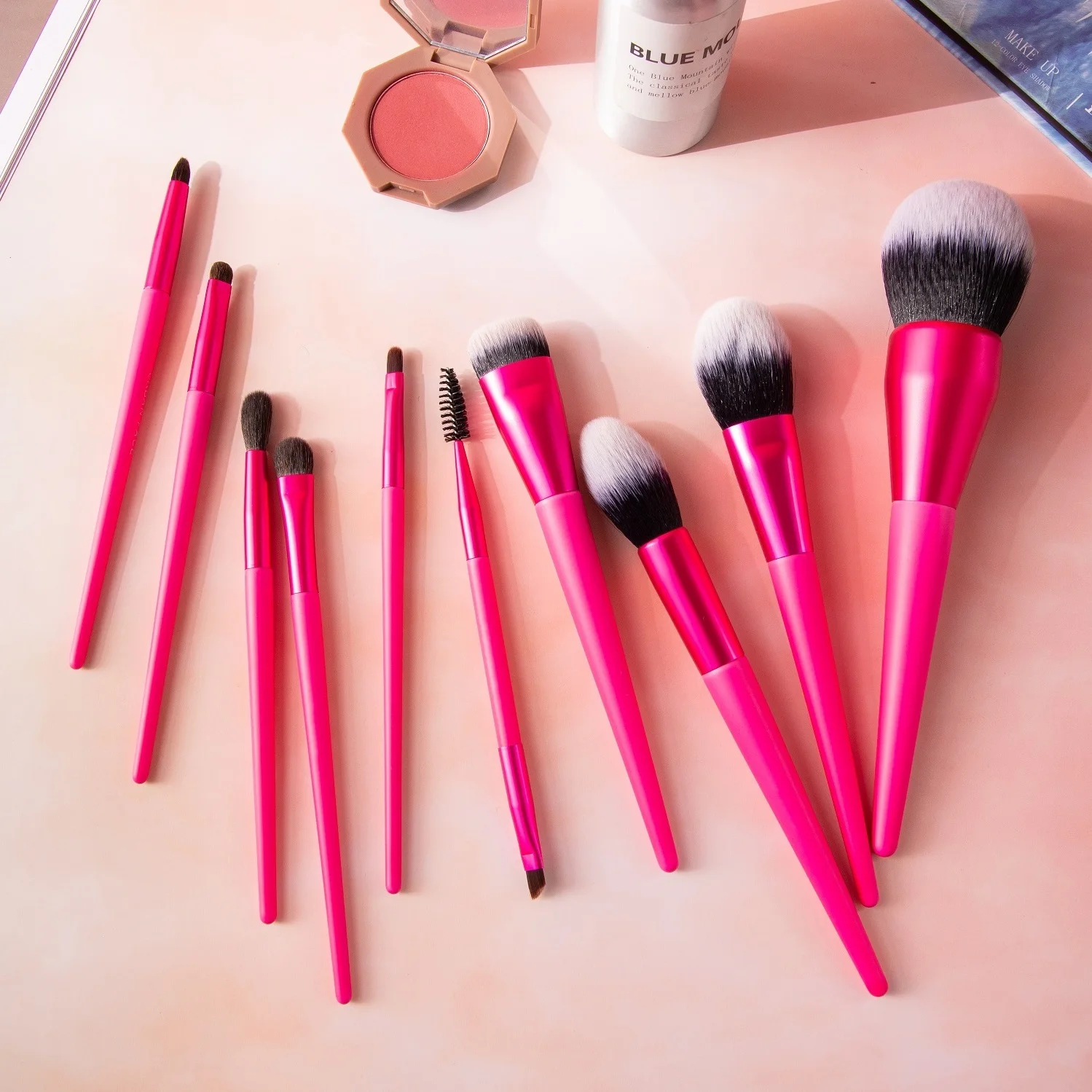 2021 popular professional super Rose red soft 10pcs dense makeup brush set private label
2021 popular professional super Rose red soft 10pcs dense makeup brush set private label