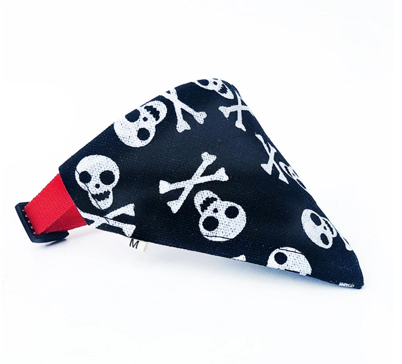 Amazon hot sale Pet Dog Supplier custom full mold logo printed cotton triangle bandana scarf
Amazon hot sale Pet Dog Supplier custom full mold logo printed cotton triangle bandana scarf