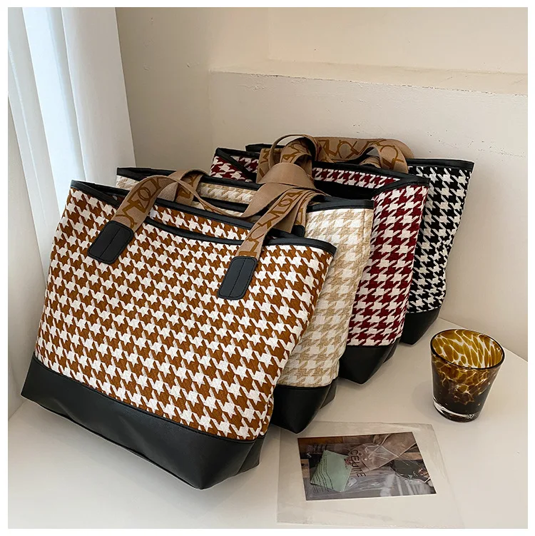 Leisure Houndstooth Plaid Crossbody Bag Trendy Female Tweed Ladies Bags Handbag Shoulder Ladies Casual Large Tote Bag Big
Leisure Houndstooth Plaid Crossbody Bag Trendy Female Tweed Ladies Bags Handbag Shoulder Ladies Casual Large Tote Bag Big