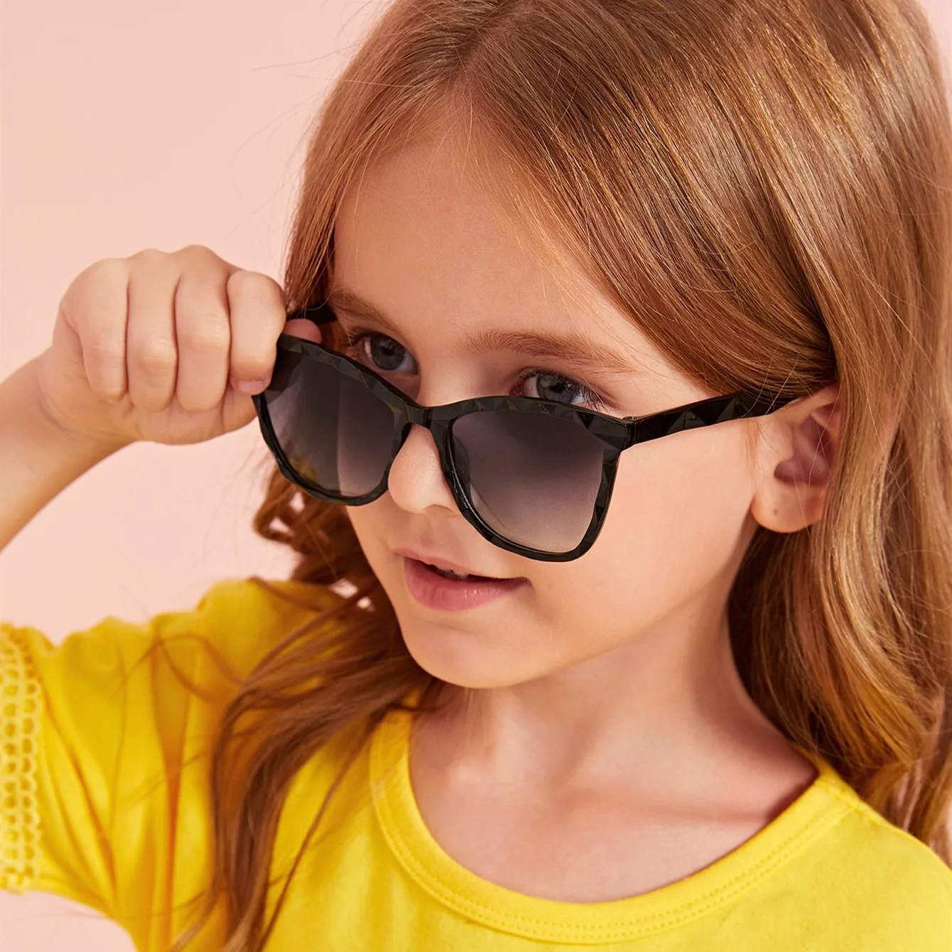 61025Square Oversized Glasses Unique Texture PC Middle Children Sunglasses Diamond Frame Eyeglasses Fashion Children's Glasses
61025Square Oversized Glasses Unique Texture PC Middle Children Sunglasses Diamond Frame Eyeglasses Fashion Children's Glasses