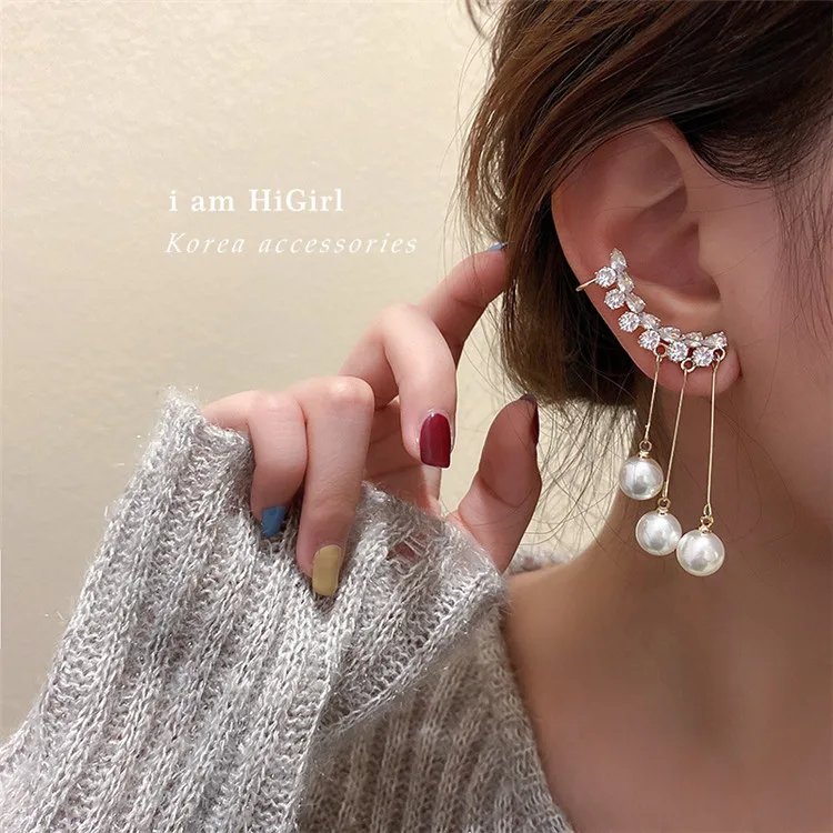OEM Wholesale Korean Fashion Temperament 925 Silver Needle One-piece Pearl Tassel Ear Clip Earrings, Picture shows
OEM Wholesale Korean Fashion Temperament 925 Silver Needle One-piece Pearl Tassel Ear Clip Earrings, Picture shows