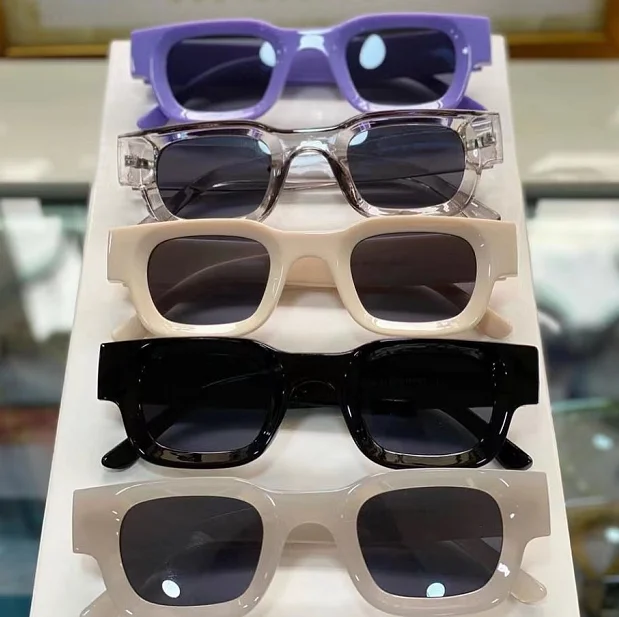 Fashion Sunglasses Private Label Square Jelly Gray Sunglasses Wholesale Square Shape Multi Color Round PunkLeopard Sun Glasses
Fashion Sunglasses Private Label Square Jelly Gray Sunglasses Wholesale Square Shape Multi Color Round PunkLeopard Sun Glasses