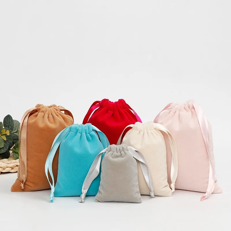 High quality jewelry bags with logo custom jewelry packaging ribbon bag velvet pouch for necklace ring bracelet in a opp bag
High quality jewelry bags with logo custom jewelry packaging ribbon bag velvet pouch for necklace ring bracelet in a opp bag