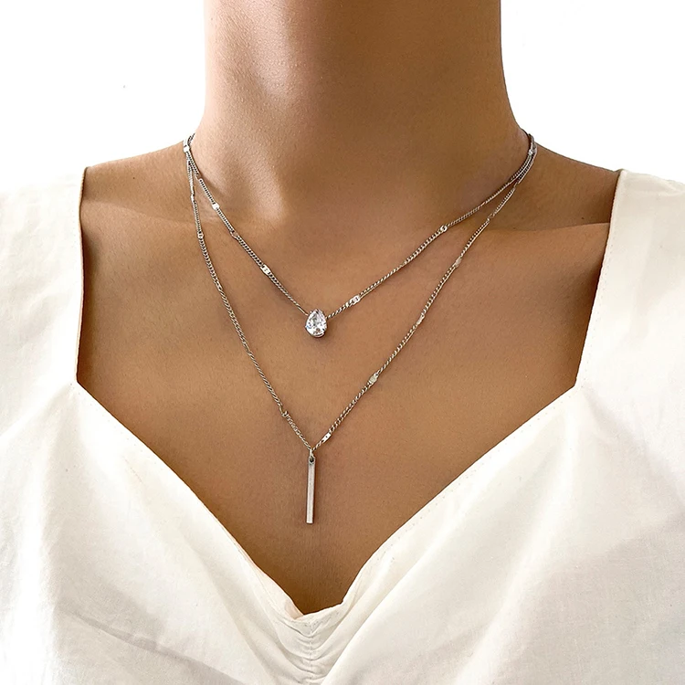 K021 Vintage Gold Drop-shaped Rhinestones Multi Layer Clavicle Chain Bar Pendant Necklace Double Layer Choker Necklace for Women
K021 Vintage Gold Drop-shaped Rhinestones Multi Layer Clavicle Chain Bar Pendant Necklace Double Layer Choker Necklace for Women