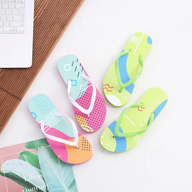 unisex summer Women's and Men's sandals Flip-Flops Slippers for super durable Women Sandals 2021
unisex summer Women's and Men's sandals Flip-Flops Slippers for super durable Women Sandals 2021