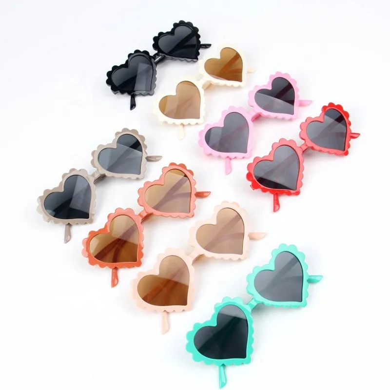 2021 New Fashion Love Heart Shaped Kids Sunglasses Small Cute Pink Girls Shades Sun Glasses for Children
2021 New Fashion Love Heart Shaped Kids Sunglasses Small Cute Pink Girls Shades Sun Glasses for Children