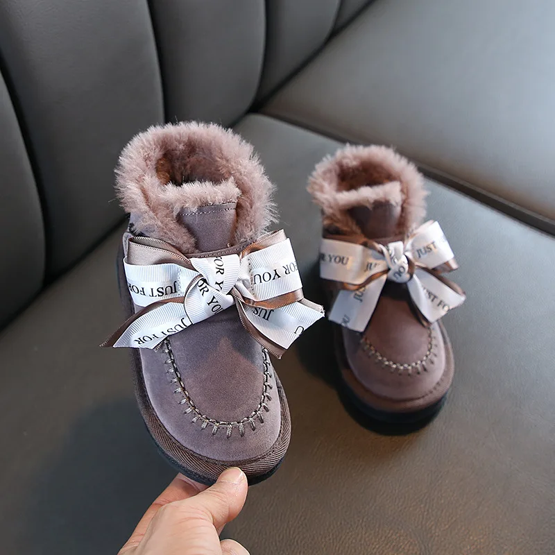 Wholesale children shoes fur kids booties newborn baby tassels boots girls, Black/pink
Wholesale children shoes fur kids booties newborn baby tassels boots girls, Black/pink