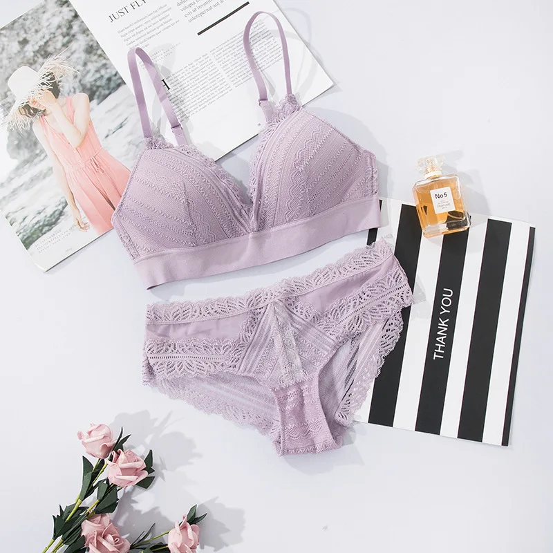 Hot selling 2 piece push up lingerie underwear low cup transparent strap thong g string fat women women's bra panty set sexy
Hot selling 2 piece push up lingerie underwear low cup transparent strap thong g string fat women women's bra panty set sexy