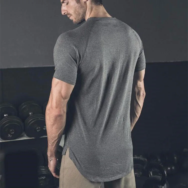 Solid color men's long breathable sports T-shirt can be customized to fit short sleeves
Solid color men's long breathable sports T-shirt can be customized to fit short sleeves
