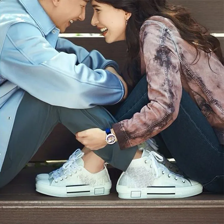 Famous brand luxury 2021 Flat women men designer shoes for women men 1:1, Black/white
Famous brand luxury 2021 Flat women men designer shoes for women men 1:1, Black/white