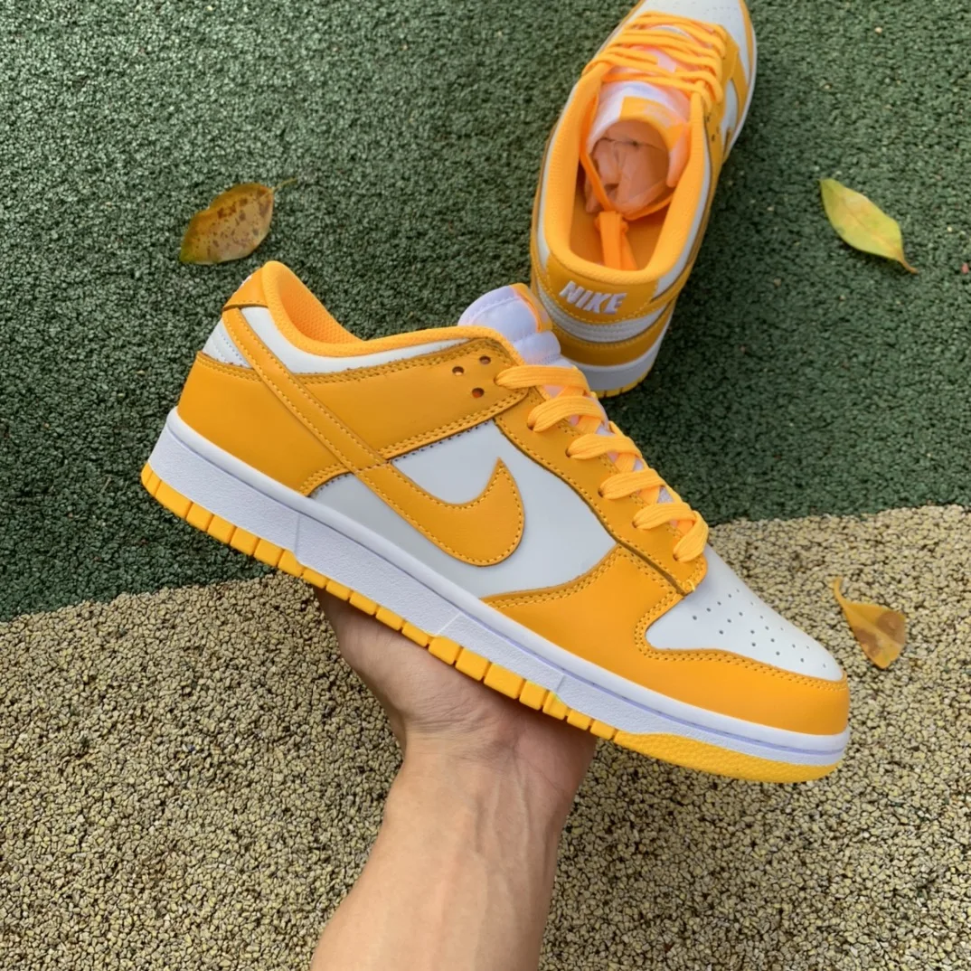 Classic Fashion style Nike Dunk shoes White and yellow color Nike dunks style Casual sports skateboard shoes Nike sneakers shoes
Classic Fashion style Nike Dunk shoes White and yellow color Nike dunks style Casual sports skateboard shoes Nike sneakers shoes
