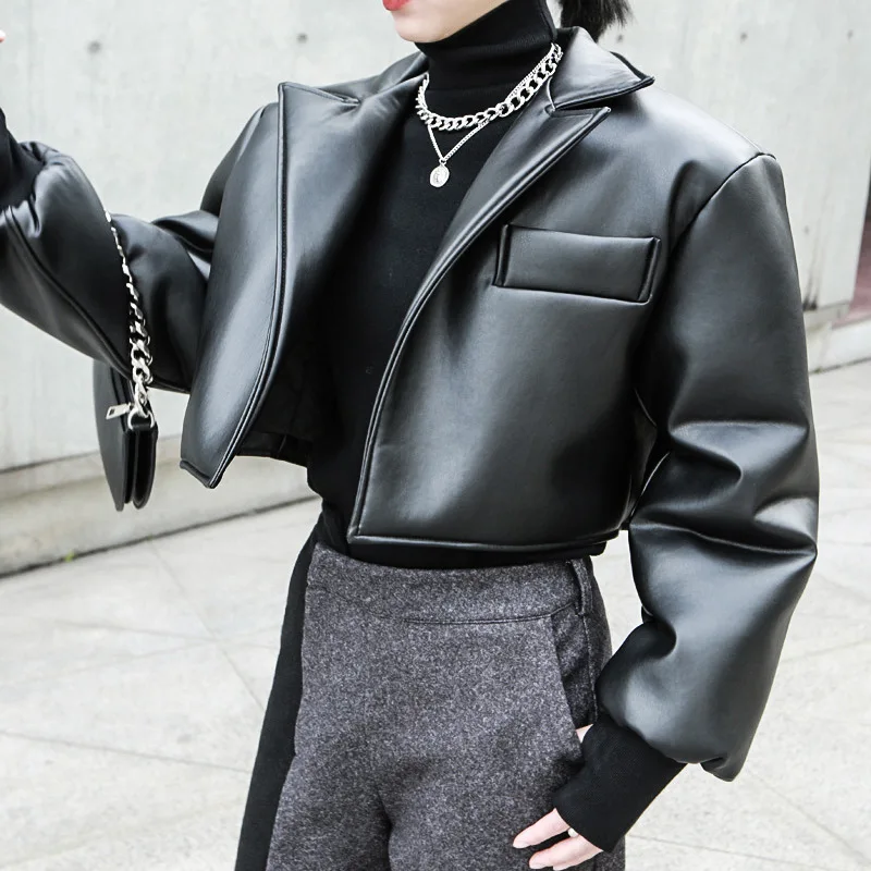 PU Leather Women's Jacket Lapel Collar Long Sleeve Thick Short Females Coat 2020 Autumn Fashion Clothes New
PU Leather Women's Jacket Lapel Collar Long Sleeve Thick Short Females Coat 2020 Autumn Fashion Clothes New