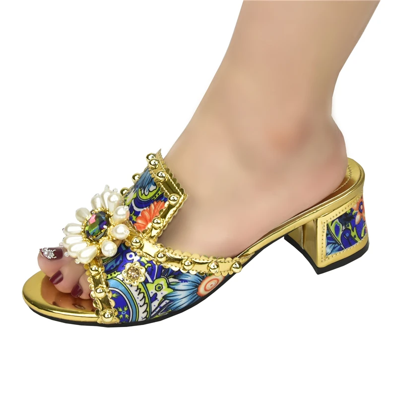 Daily Slippers for Ladies Shoes Hot Selling Italian Style Slingbacks African Women Slippers Designer Shoes Women Luxury 2021, Gold,brown,purple,blue,red
Daily Slippers for Ladies Shoes Hot Selling Italian Style Slingbacks African Women Slippers Designer Shoes Women Luxury 2021, Gold,brown,purple,blue,red