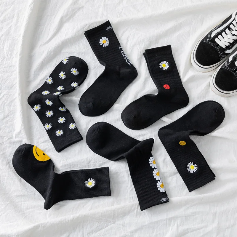 Wholesale fashion korean floral cute custom made design crew cotton socks women, As pic
Wholesale fashion korean floral cute custom made design crew cotton socks women, As pic