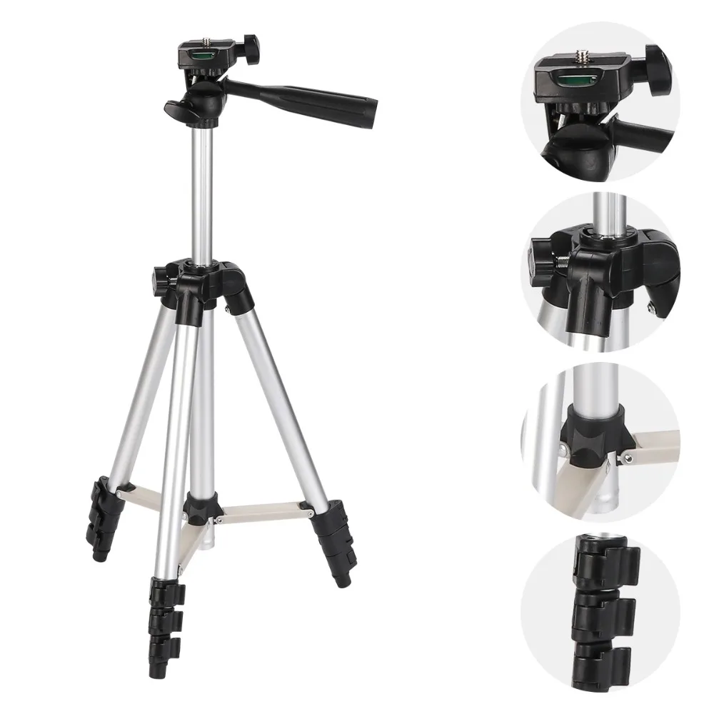 3110 Light Weight Aluminum Tripod With Bag Includes Universal Smartphone Mount and sports camera Moun
3110 Light Weight Aluminum Tripod With Bag Includes Universal Smartphone Mount and sports camera Moun