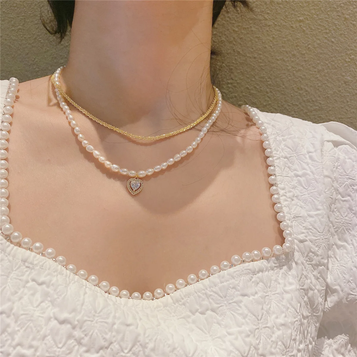 Valentine's Day Gifts Sparkling Full Clear Zircon Heart Necklace Multi Layer Baroque Natural Freshwater Pearl Necklace Choker
Valentine's Day Gifts Sparkling Full Clear Zircon Heart Necklace Multi Layer Baroque Natural Freshwater Pearl Necklace Choker