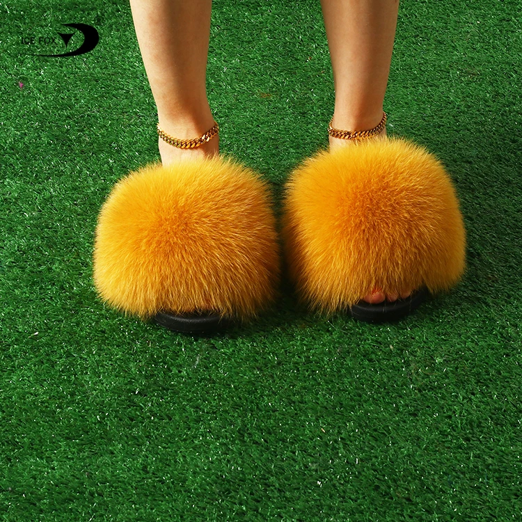 Wholesale Fashion Indoor Women Fur Slide Fluffy Slippers for Women, Customized color
Wholesale Fashion Indoor Women Fur Slide Fluffy Slippers for Women, Customized color