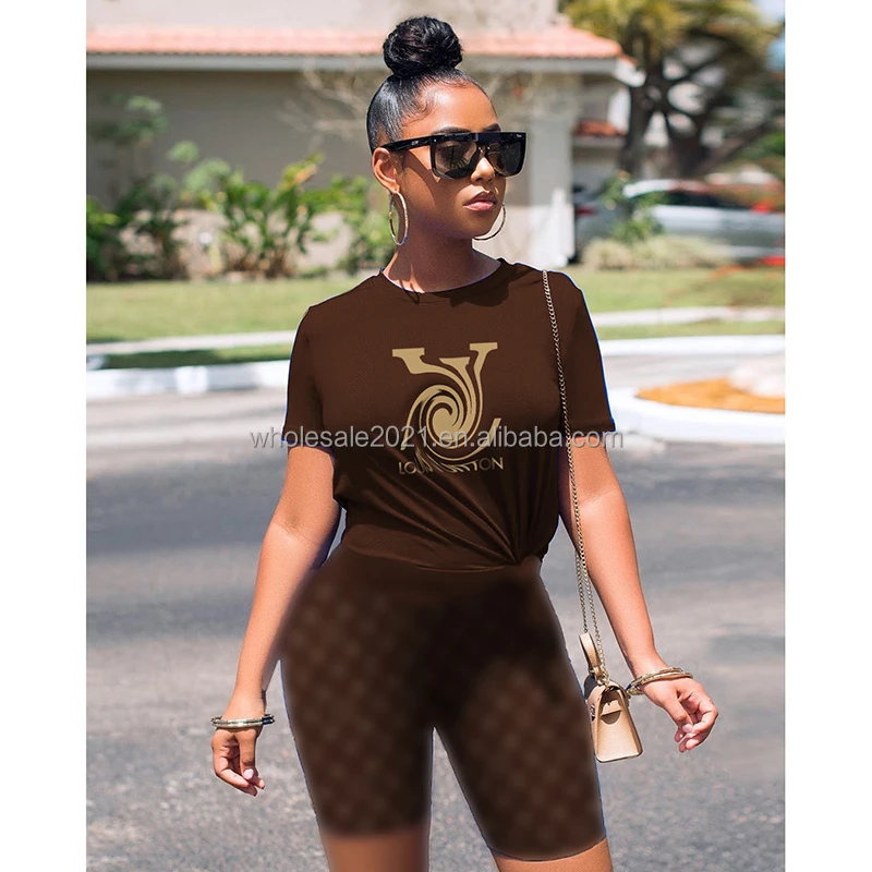 2021 Summer Fashion Casual High Quality Printe Comfort Designer Clothes Famous Brands Women Short Sleeve Two Piece Set Wholesale
2021 Summer Fashion Casual High Quality Printe Comfort Designer Clothes Famous Brands Women Short Sleeve Two Piece Set Wholesale