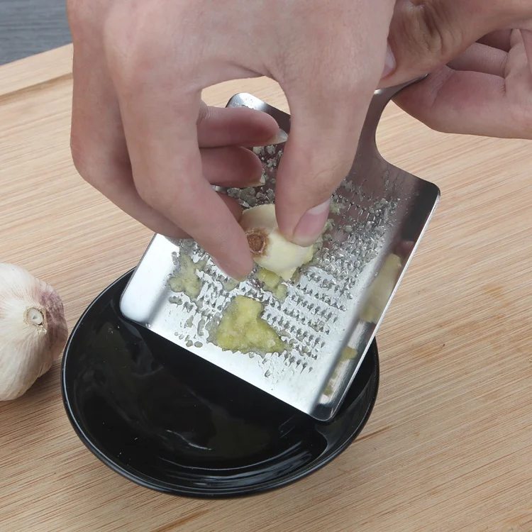 kitchen tool ginger kitchen multi function supplies easy cut garlic crusher ginger grater, Silver
kitchen tool ginger kitchen multi function supplies easy cut garlic crusher ginger grater, Silver