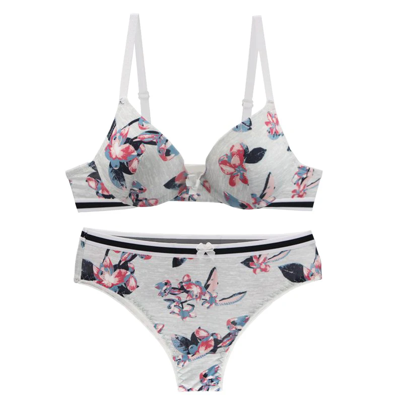 2022 plus size wholesale high quality big size thin underwear convertible printing bra set women's underwear panties lingerie, Picture shows
2022 plus size wholesale high quality big size thin underwear convertible printing bra set women's underwear panties lingerie, Picture shows