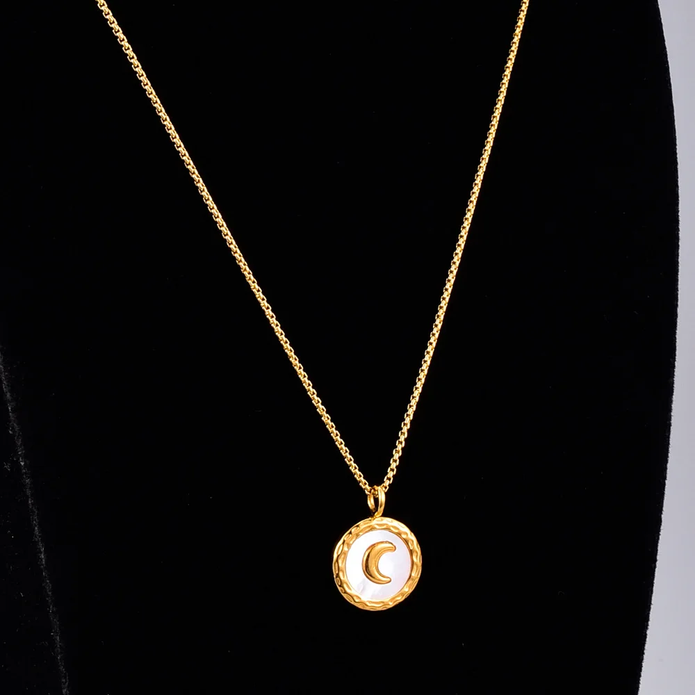 New Design With Gold Plated Crescent Stainless Steel White Shell Coin Moon Pendant Necklace With Box Chain
New Design With Gold Plated Crescent Stainless Steel White Shell Coin Moon Pendant Necklace With Box Chain