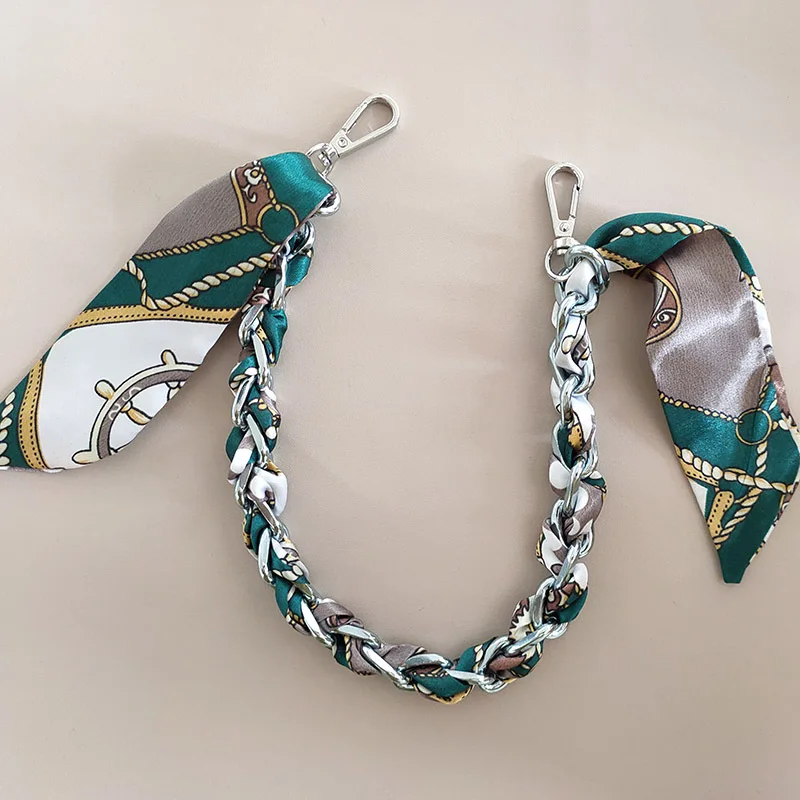 2020 new ladies bag shoulder strap fashion scarf chain woven Shoulder Bags strap detachable mobile phone case lanyard
2020 new ladies bag shoulder strap fashion scarf chain woven Shoulder Bags strap detachable mobile phone case lanyard