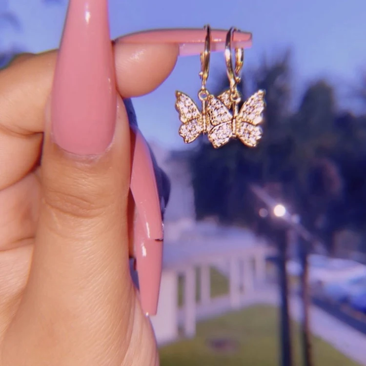 Hot Style Women Gold Plated Butterfly Diamond Earrings Rhinestone Butterfly Hoop Earrings
Hot Style Women Gold Plated Butterfly Diamond Earrings Rhinestone Butterfly Hoop Earrings