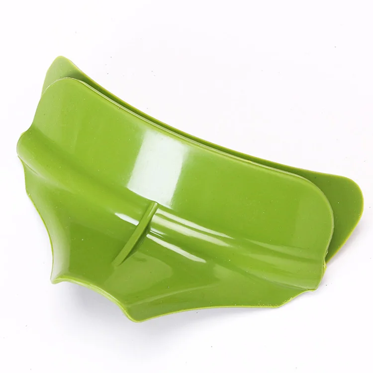 Household General Use Spill-Proof Kitchen Silicone Deflector Easy To Use Silicone Round Deflector For Liquid, Green
Household General Use Spill-Proof Kitchen Silicone Deflector Easy To Use Silicone Round Deflector For Liquid, Green