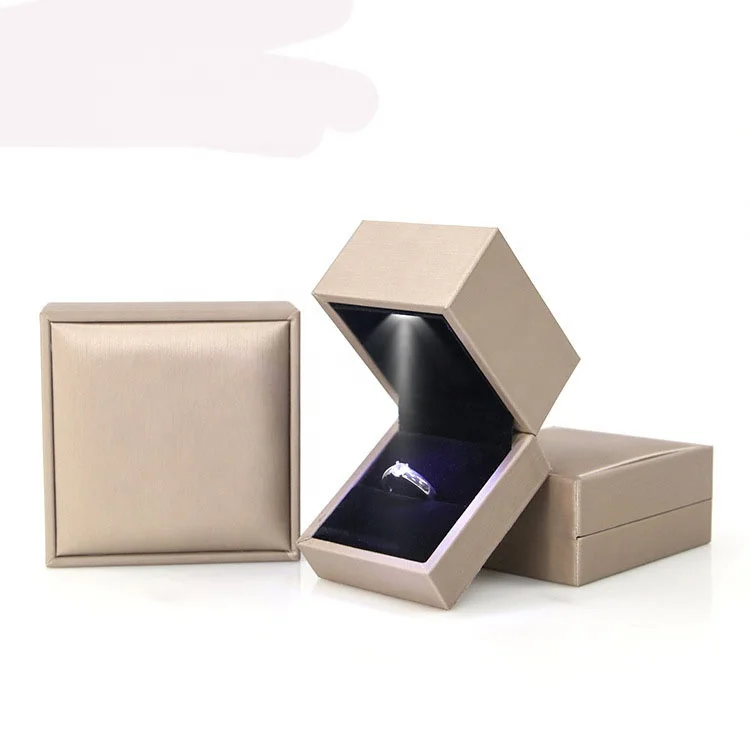 New brushed leather LED light jewelry box creative ring packaging box custom jewelry box, As pics
New brushed leather LED light jewelry box creative ring packaging box custom jewelry box, As pics