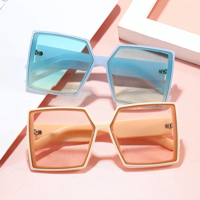 Superhot Eyewear 30537 Fashion 2021 Big Frame Sun glasses Custom Logo Oversized Square Shades Sunglasses
Superhot Eyewear 30537 Fashion 2021 Big Frame Sun glasses Custom Logo Oversized Square Shades Sunglasses