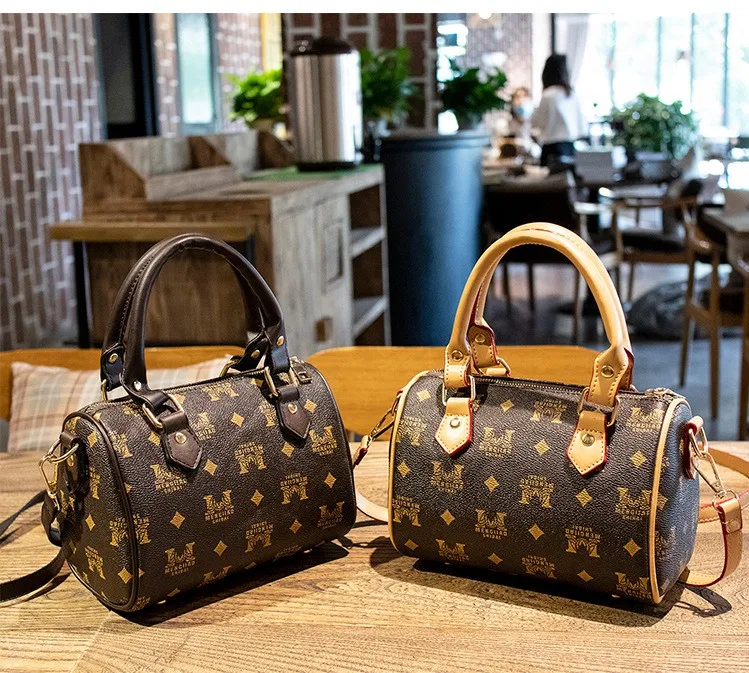 2020 Brand Luxury Handbags Women Floral Bag Ladies Small Leather Fashion Shoulder Bucket Bag
2020 Brand Luxury Handbags Women Floral Bag Ladies Small Leather Fashion Shoulder Bucket Bag
