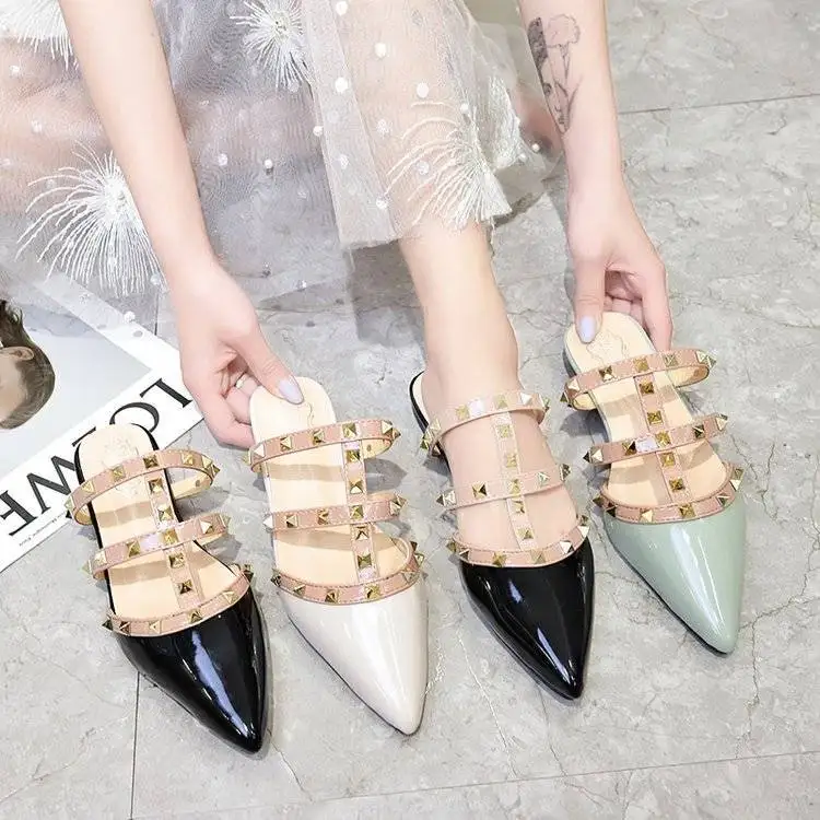 Women's Slippers New Summer 2020 comfortable flat bottom rivet women's shoes outdoor slippers, Black/beige/green
Women's Slippers New Summer 2020 comfortable flat bottom rivet women's shoes outdoor slippers, Black/beige/green