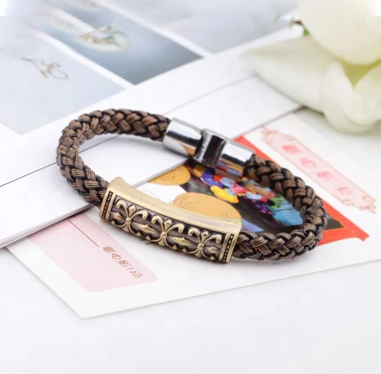 High Quality Leather Wholesale Man Bracelet Men Manufacturers Friendship Jewelry Minimalist Metal Bracelets, 1 options
High Quality Leather Wholesale Man Bracelet Men Manufacturers Friendship Jewelry Minimalist Metal Bracelets, 1 options