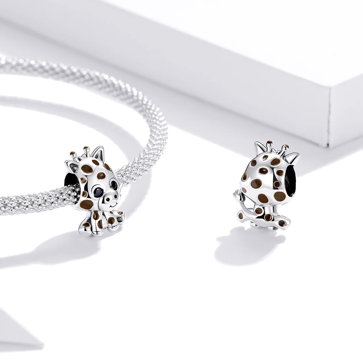 Popular Cute 925 Sterling Silver Baby Giraffe Luxury Charms For Bracelet Jewelry Making
Popular Cute 925 Sterling Silver Baby Giraffe Luxury Charms For Bracelet Jewelry Making